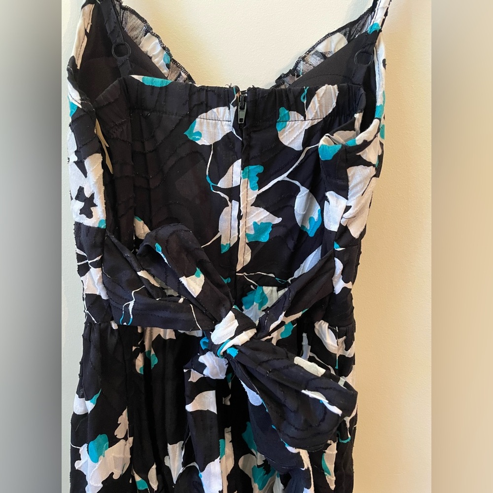 Snap: Black, White, & Blue Flower Patterned Sundress - Picture 5 of 5